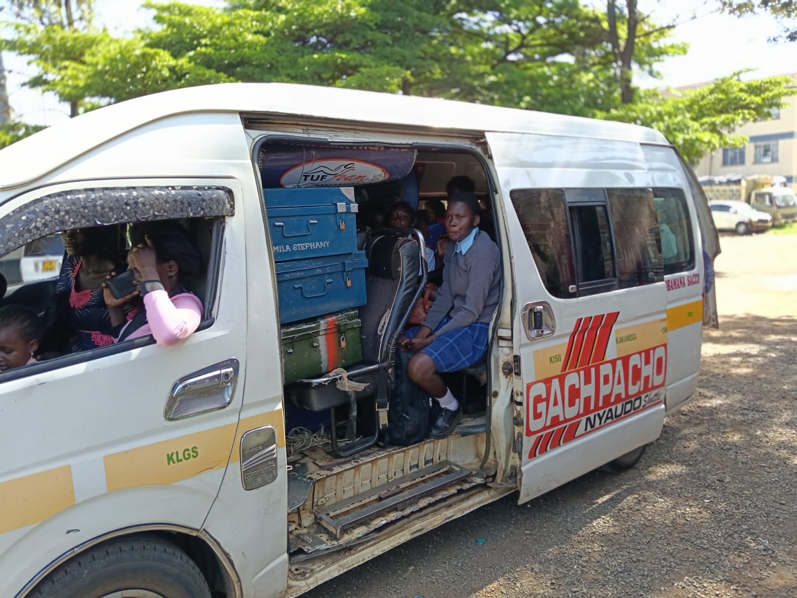 Stranded Kisumu Students Safely Taken to School After Police Intervention.