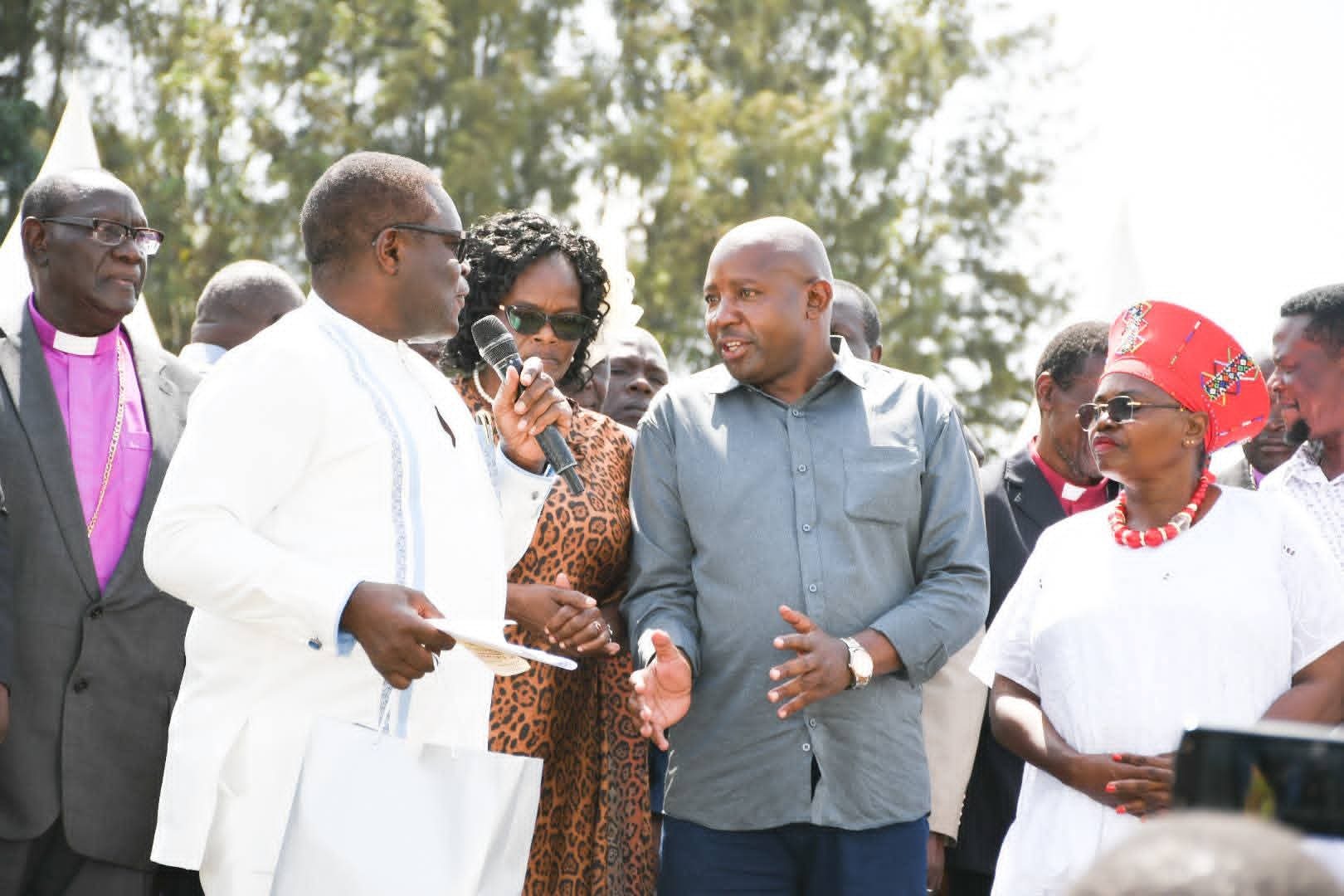 𝐋𝐮𝐬𝐚𝐤𝐚 𝐋𝐞𝐚𝐝𝐬 𝐆𝐫𝐚𝐬𝐬𝐫𝐨𝐨𝐭𝐬 𝐎𝐟𝐟𝐞𝐧𝐬𝐢𝐯𝐞 𝐭𝐨 𝐋𝐨𝐜𝐤 𝐖𝐞𝐬𝐭𝐞𝐫𝐧 𝐕𝐨𝐭𝐞𝐬 𝐟𝐨𝐫 𝐑𝐮𝐭𝐨 𝐢𝐧 𝟐𝟎𝟐𝟕.