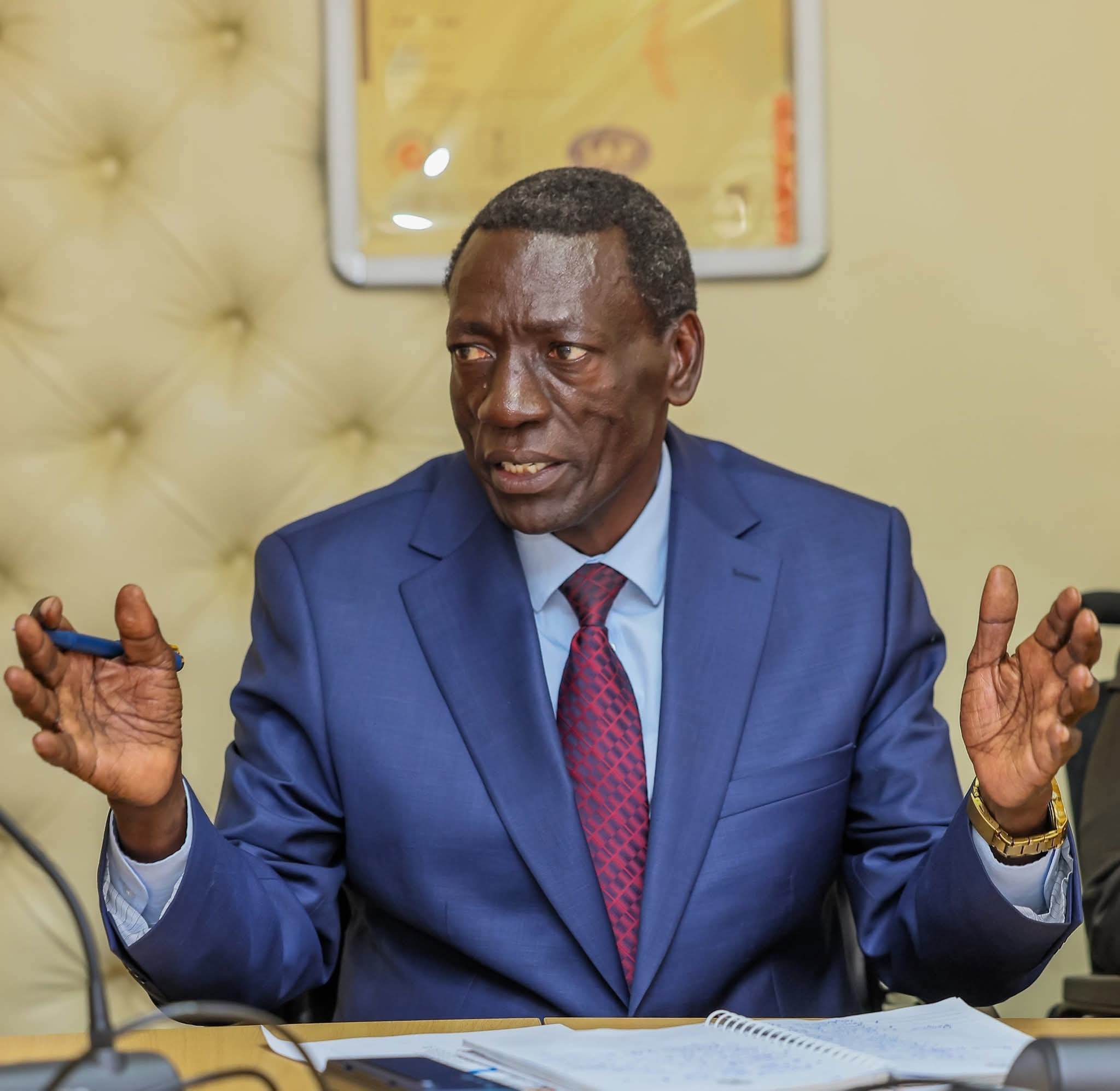 KNUT SUPPORT TWO TERMS