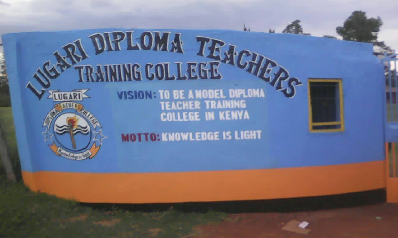 Guard Injured as Thieves Raid Teachers College