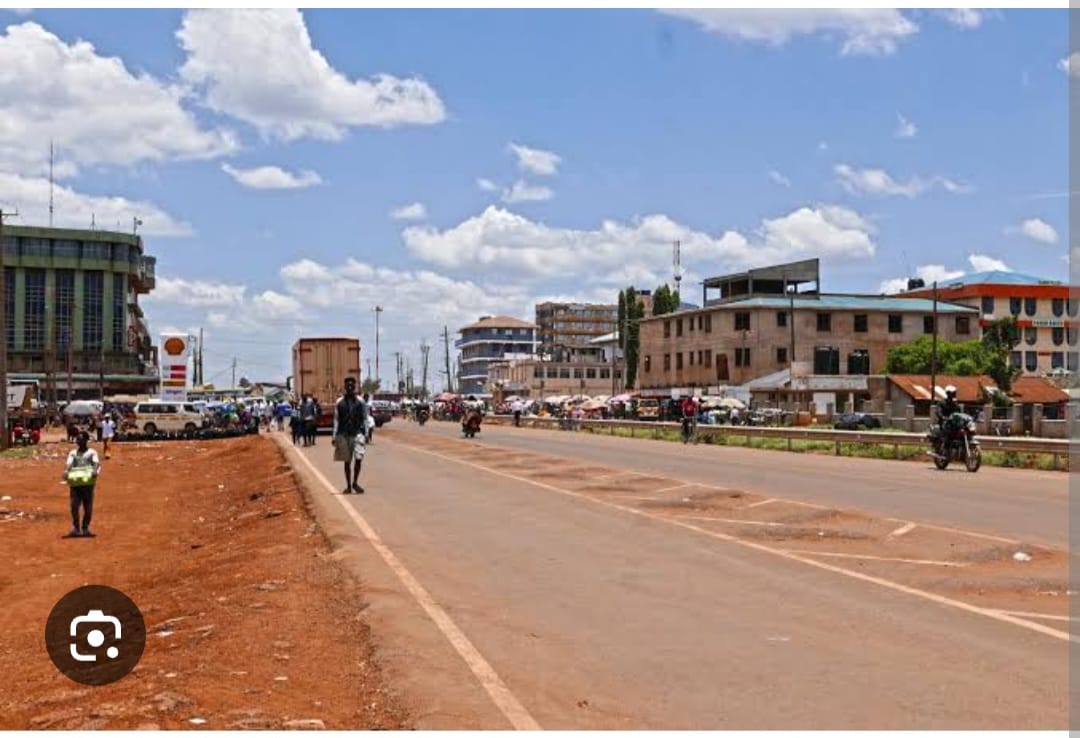 BUSIA RESIDENTS RAISE ALARM OVER ALLEGED LOOTING, QUESTION MULTI-MILLION LEGAL FEES