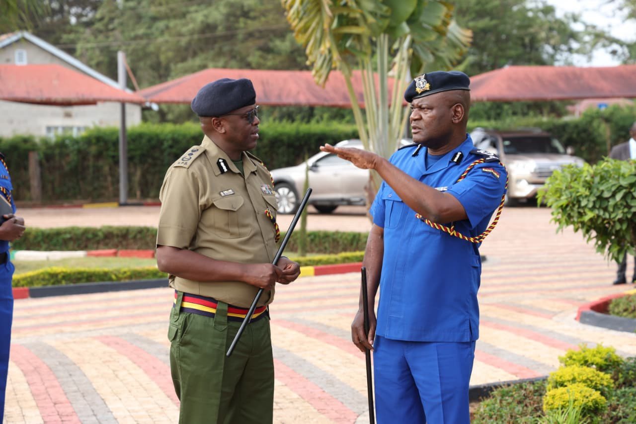 Lagat at Kiganjo training college