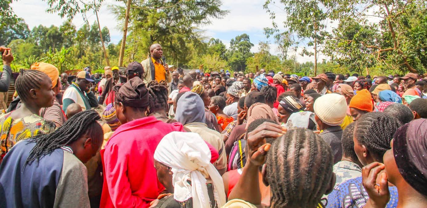 Khaemba Fires in the Air to Disperse Rival Crowd