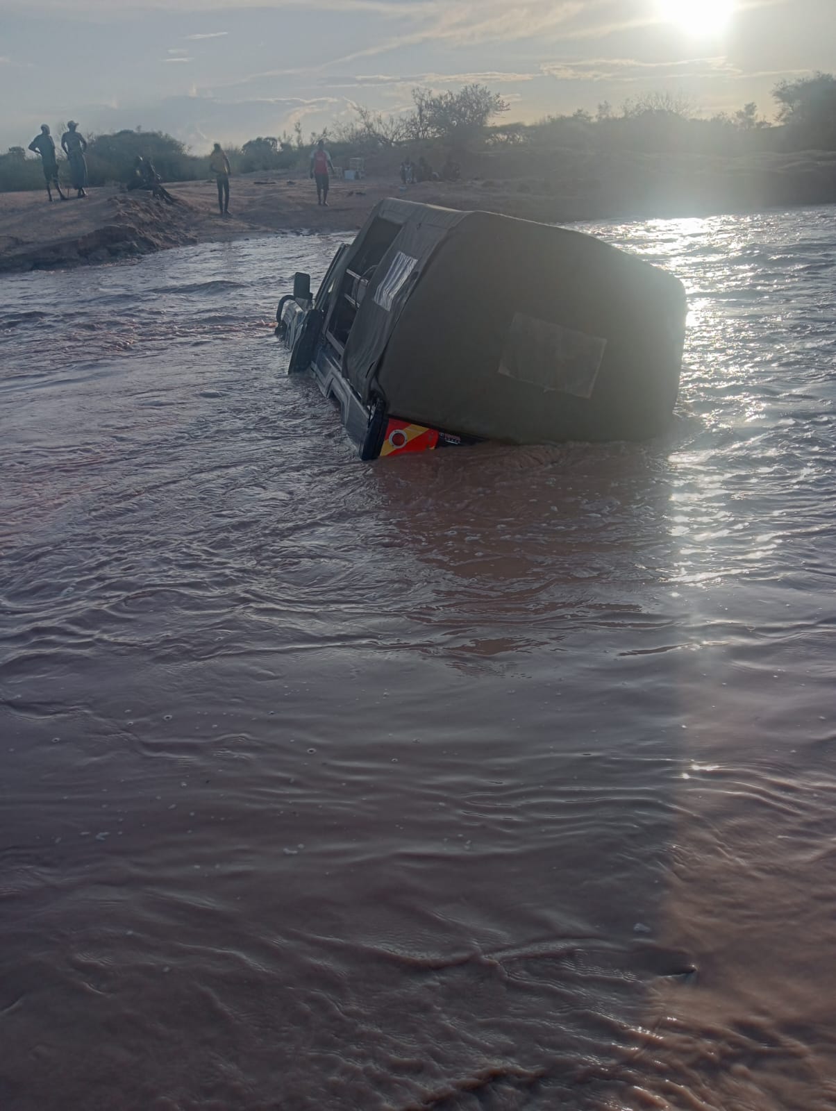 Police Vehicle Escapes Flood Waters in Balambala During Patrol