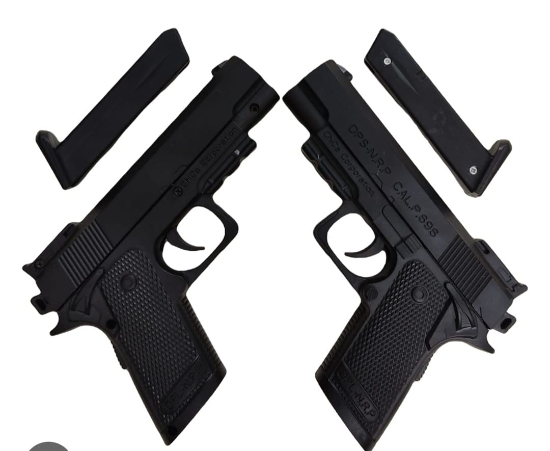 Toy pistols,balaclavas recovered in abandoned apartment in Thika