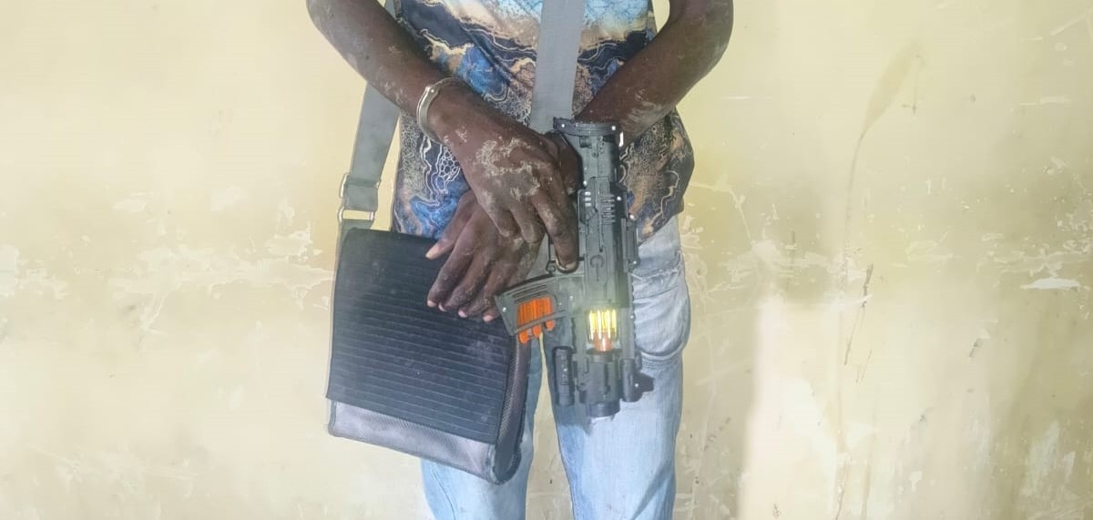 Man arrested with a toy gun in Embakasi