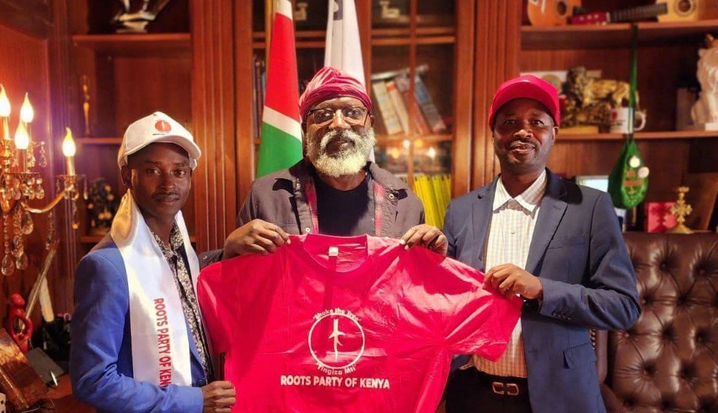 Wajackoyah Raids Sonko’s Party as he Receives Defectors