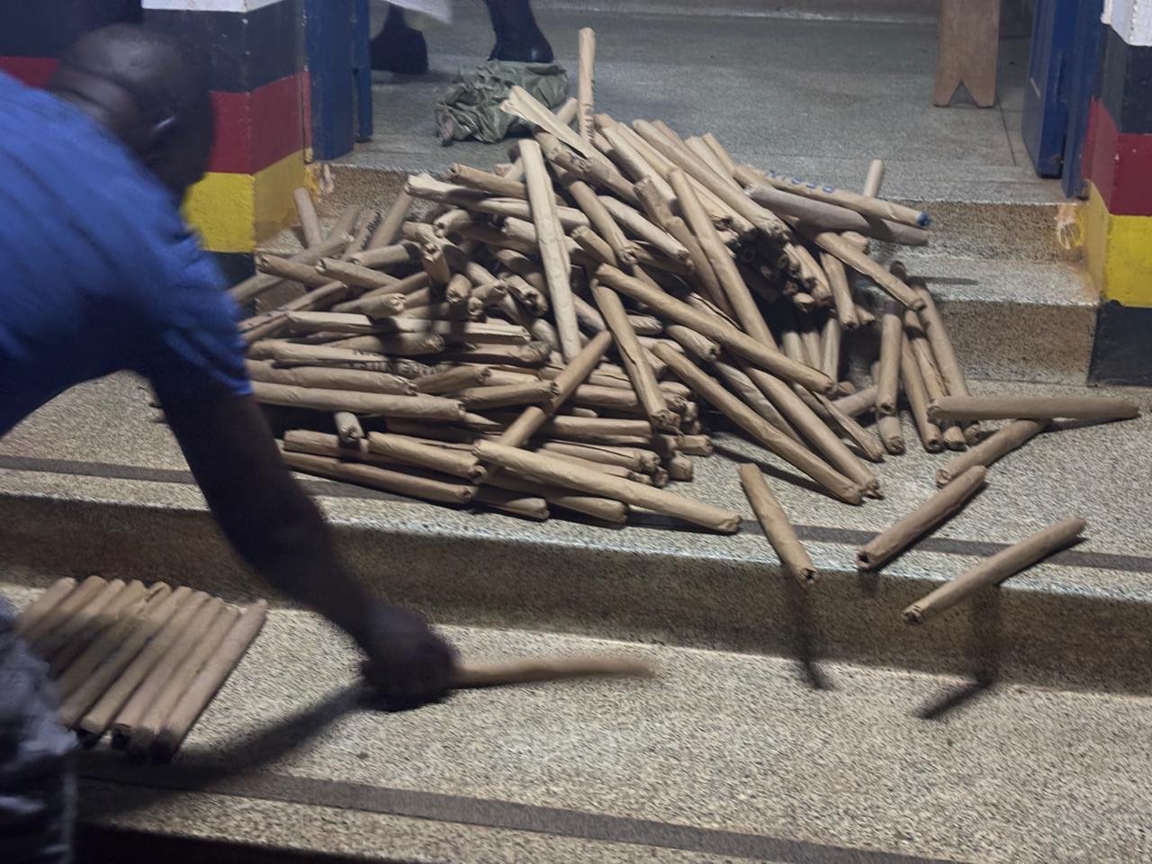 Suspect Escapes as Police Recover 306 Rolls of Bhang in Samia