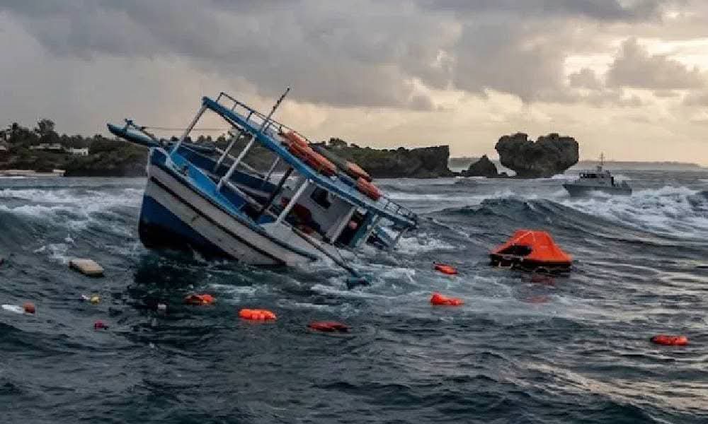 Two missing after tourist boat capsizes off Mombasa Coast